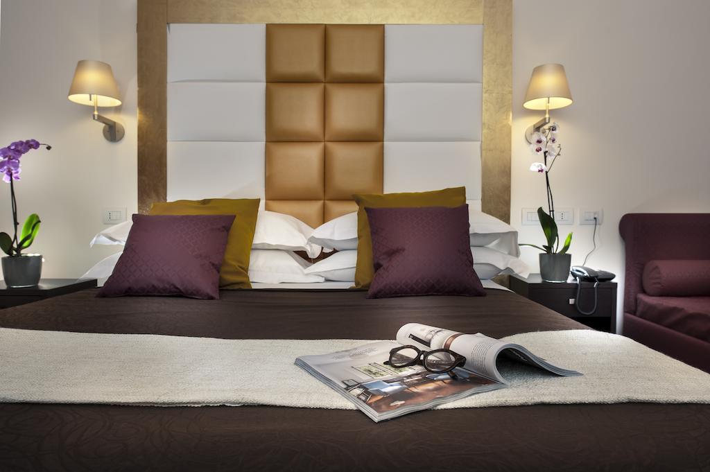 Dve Suite Rom Rum bild