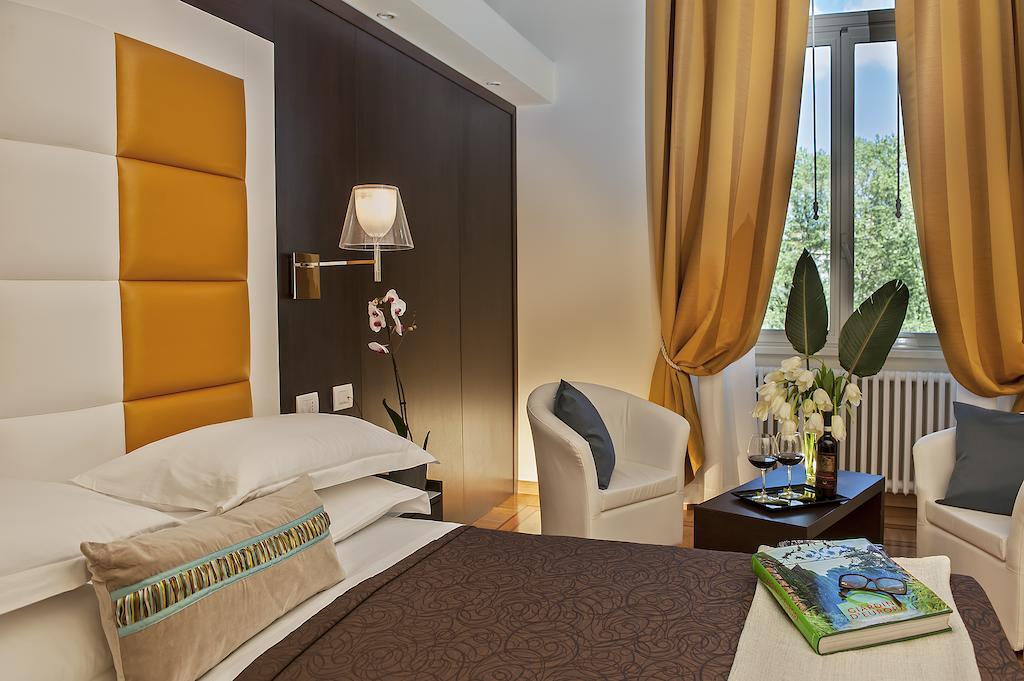 Dve Suite Rom Rum bild
